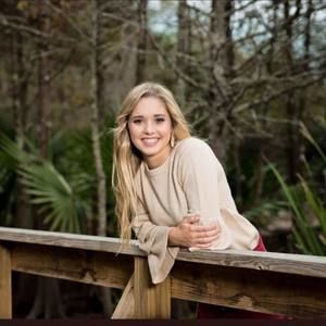 Meet your Posher, Casey